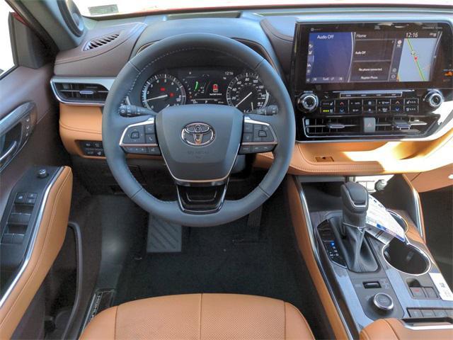 used 2021 Toyota Highlander car, priced at $42,495