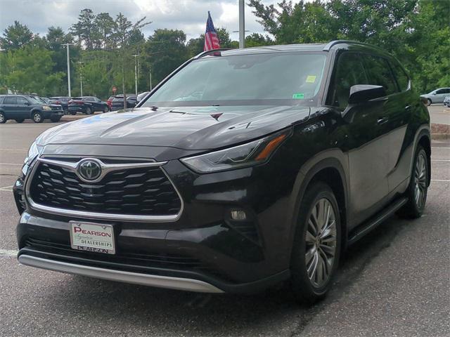 used 2020 Toyota Highlander car, priced at $29,496
