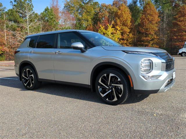 used 2023 Mitsubishi Outlander car, priced at $24,995