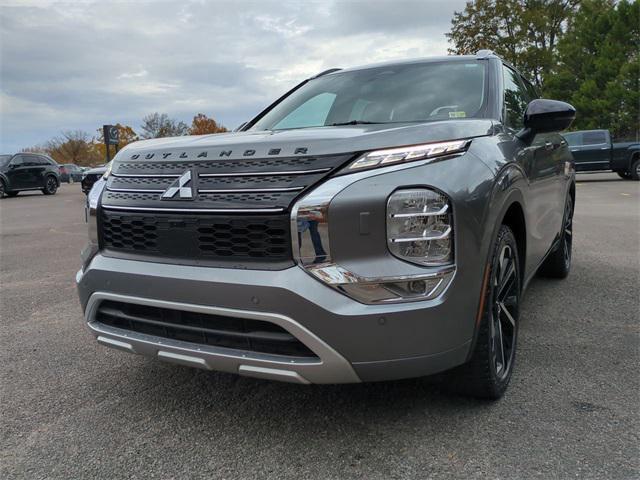 used 2022 Mitsubishi Outlander car, priced at $23,995