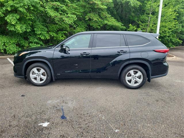 used 2023 Toyota Highlander Hybrid car, priced at $35,622