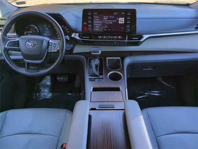 used 2024 Toyota Sienna car, priced at $39,015