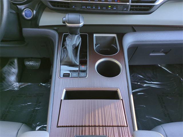 used 2024 Toyota Sienna car, priced at $39,015