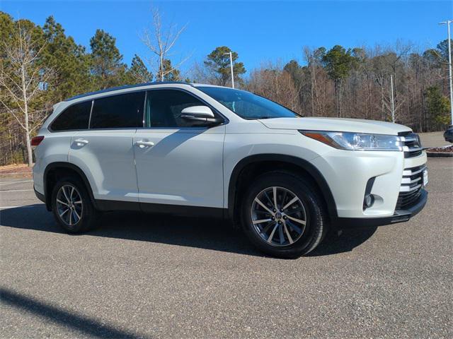 used 2019 Toyota Highlander car, priced at $26,995