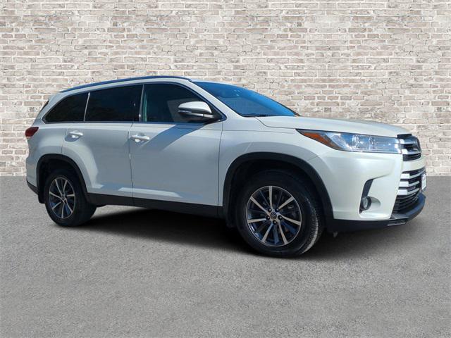 used 2019 Toyota Highlander car, priced at $26,995