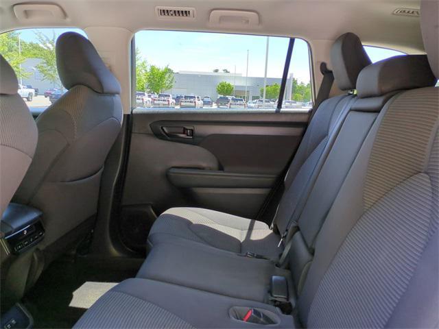 used 2021 Toyota Highlander car, priced at $29,695