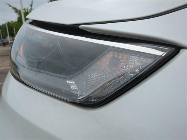 used 2023 Toyota Highlander car, priced at $39,995