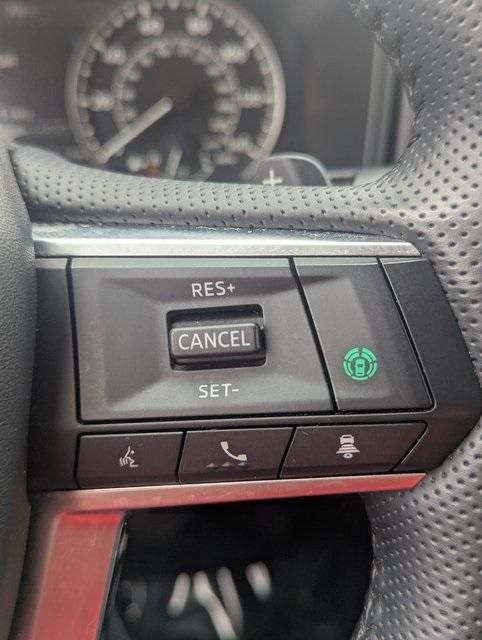 used 2024 Mitsubishi Outlander car, priced at $29,774