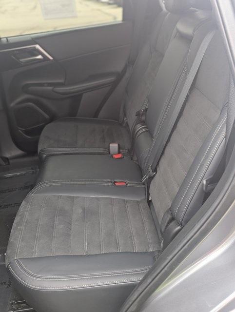 used 2024 Mitsubishi Outlander car, priced at $29,774