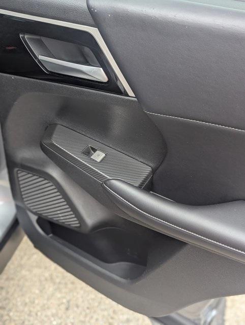 used 2024 Mitsubishi Outlander car, priced at $29,774