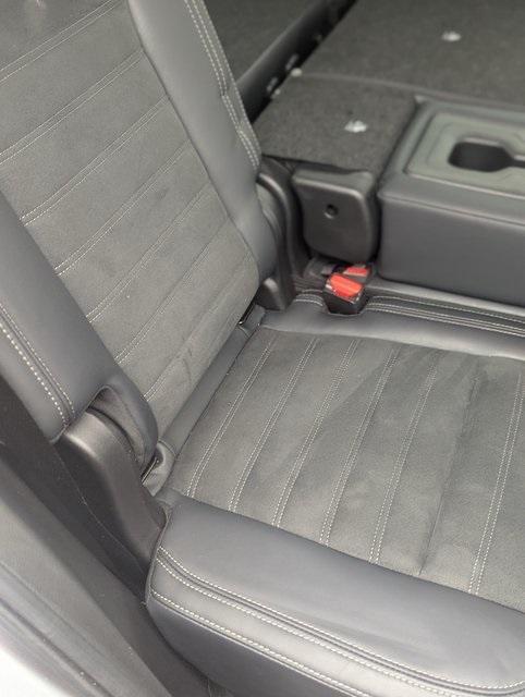 used 2024 Mitsubishi Outlander car, priced at $29,774