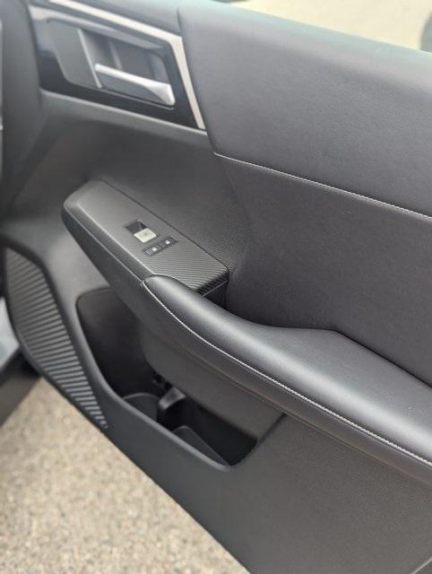 used 2024 Mitsubishi Outlander car, priced at $29,774