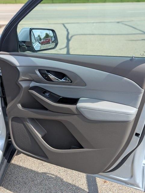 used 2020 Chevrolet Traverse car, priced at $22,654