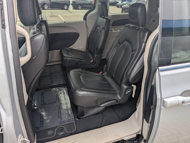 used 2023 Chrysler Pacifica car, priced at $23,052