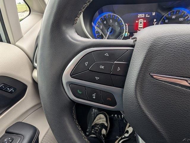 used 2023 Chrysler Pacifica car, priced at $23,052