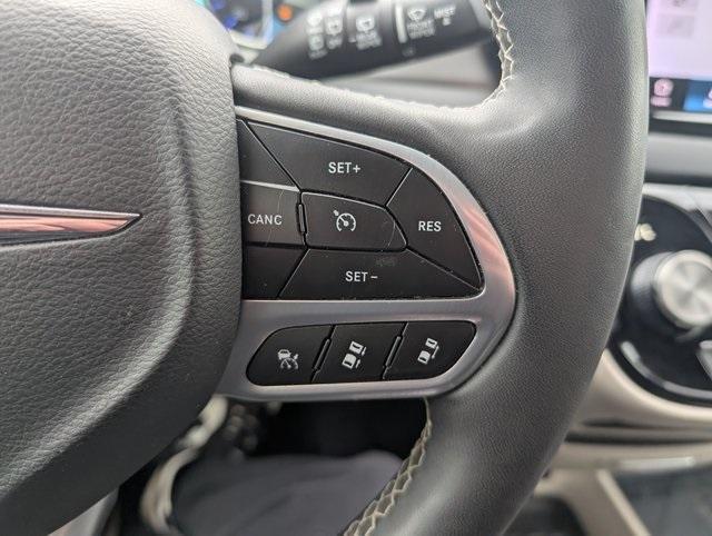 used 2023 Chrysler Pacifica car, priced at $23,052