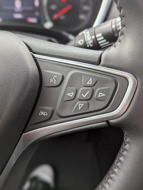used 2022 Chevrolet Equinox car, priced at $23,630