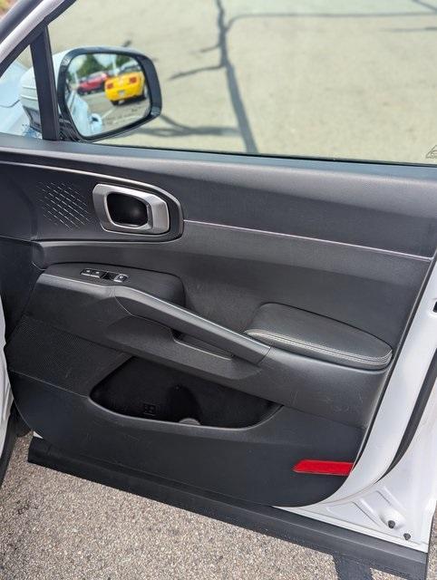 used 2024 Kia Sorento car, priced at $26,839