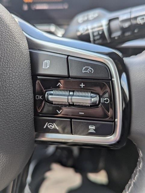 used 2024 Kia Sorento car, priced at $26,839