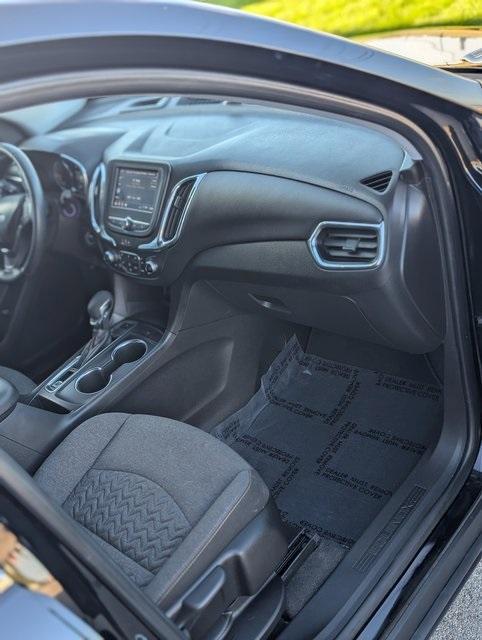 used 2023 Chevrolet Equinox car, priced at $20,411