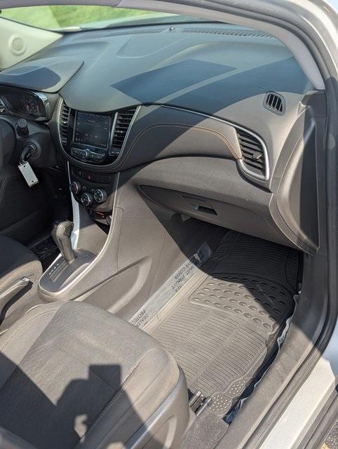 used 2022 Chevrolet Trax car, priced at $17,964