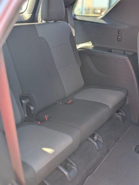 used 2023 Chevrolet Traverse car, priced at $28,787