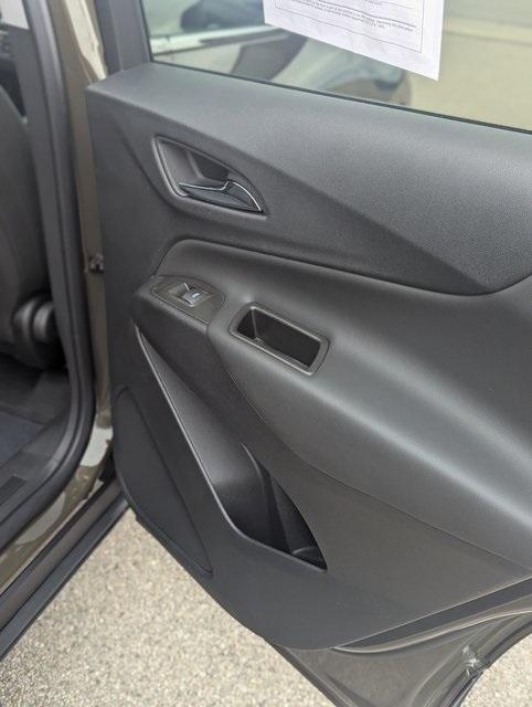 used 2023 Chevrolet Equinox car, priced at $20,962