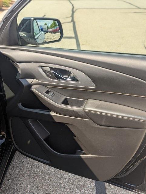 used 2021 Chevrolet Traverse car, priced at $20,685