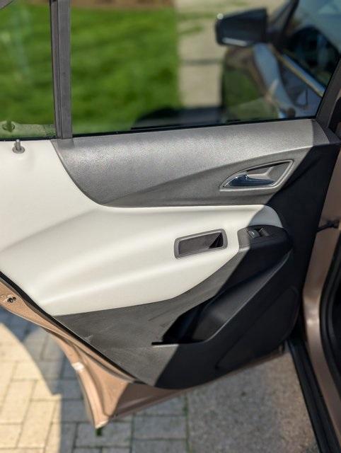 used 2019 Chevrolet Equinox car, priced at $14,002