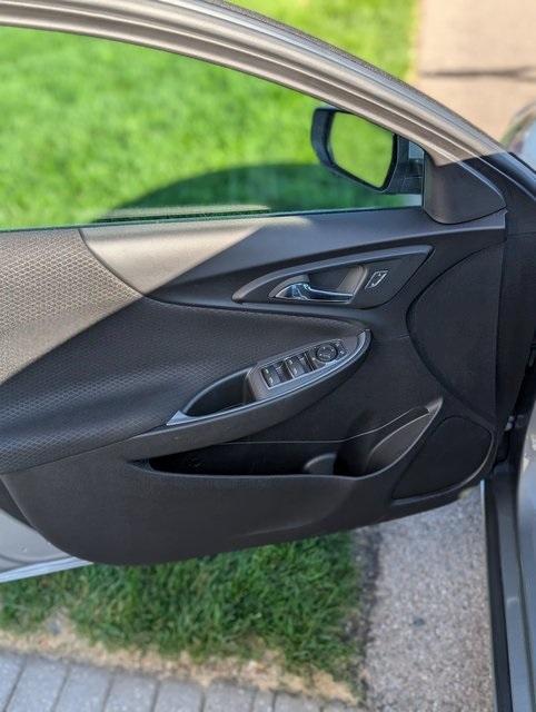 used 2024 Chevrolet Malibu car, priced at $25,642