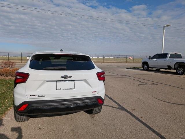 used 2024 Chevrolet Trax car, priced at $22,345