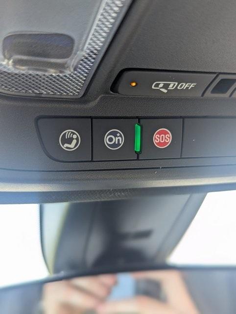 used 2023 Chevrolet Traverse car, priced at $27,724