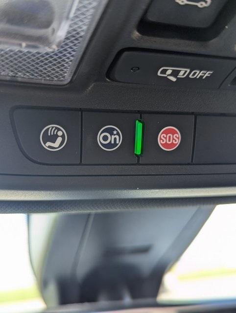 used 2022 Chevrolet Traverse car, priced at $24,764