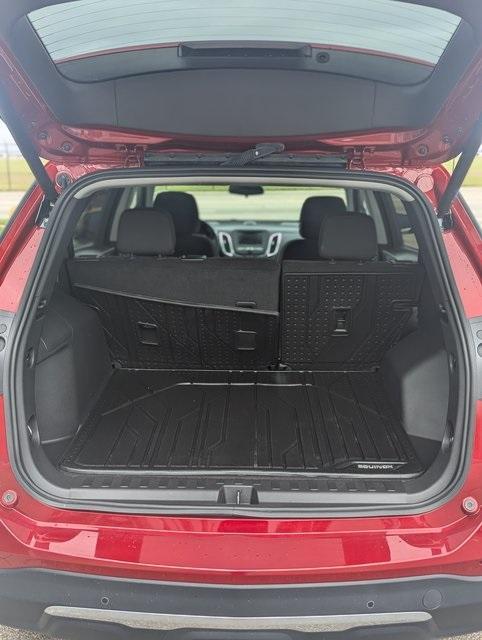 used 2023 Chevrolet Equinox car, priced at $22,242