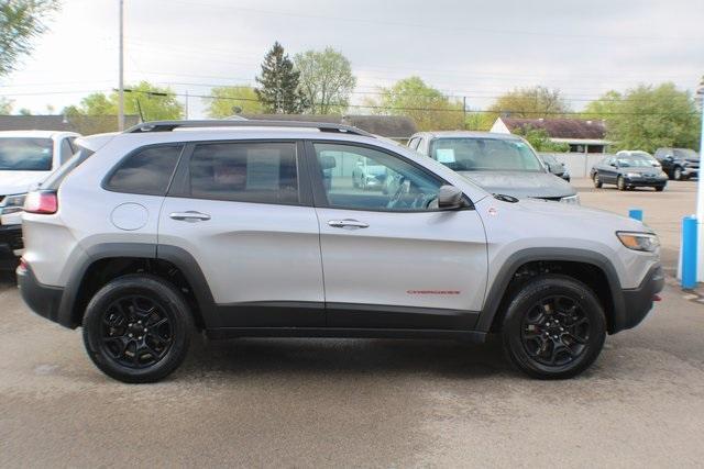 used 2020 Jeep Cherokee car, priced at $22,653