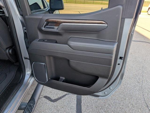 used 2025 GMC Sierra 1500 car, priced at $50,848