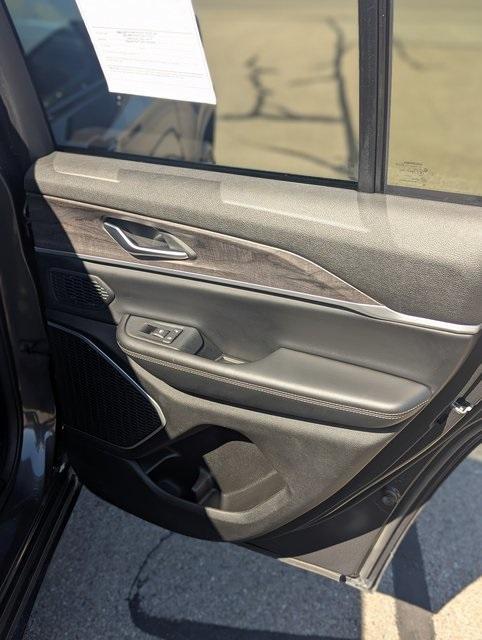 used 2024 Jeep Grand Cherokee 4xe car, priced at $23,416