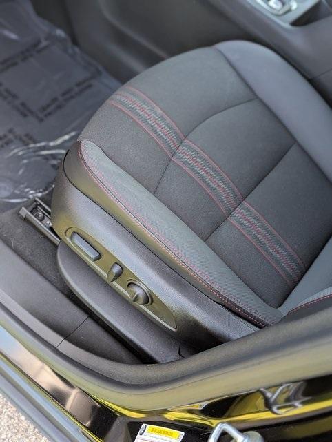 used 2022 Chevrolet Equinox car, priced at $25,095