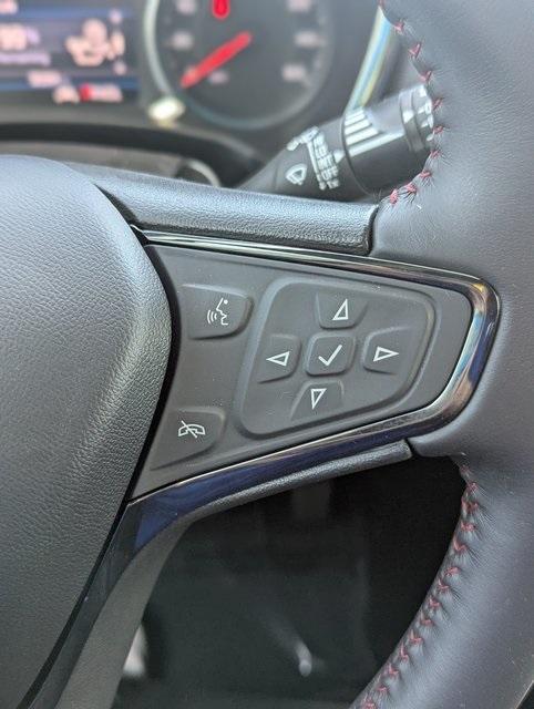 used 2022 Chevrolet Equinox car, priced at $25,095