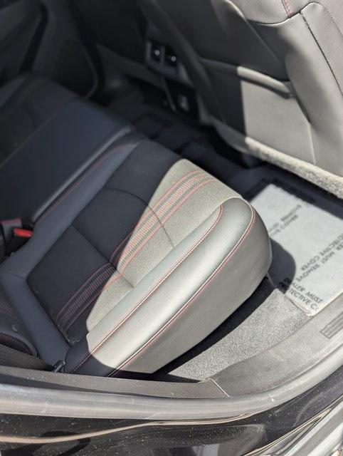 used 2022 Chevrolet Equinox car, priced at $25,095