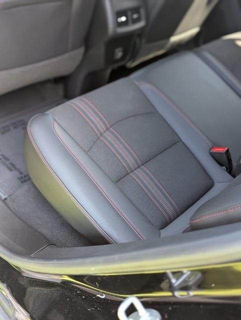 used 2022 Chevrolet Equinox car, priced at $25,095