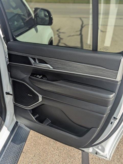 used 2024 Jeep Wagoneer L car, priced at $40,597