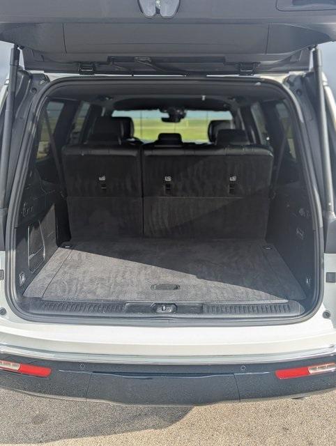 used 2024 Jeep Wagoneer L car, priced at $40,597