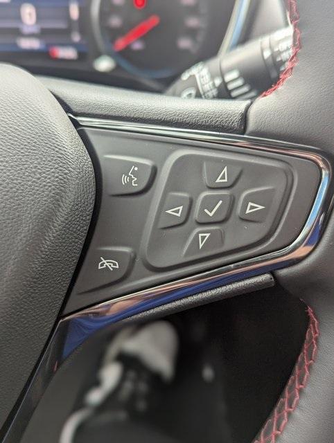 used 2024 Chevrolet Equinox car, priced at $28,394