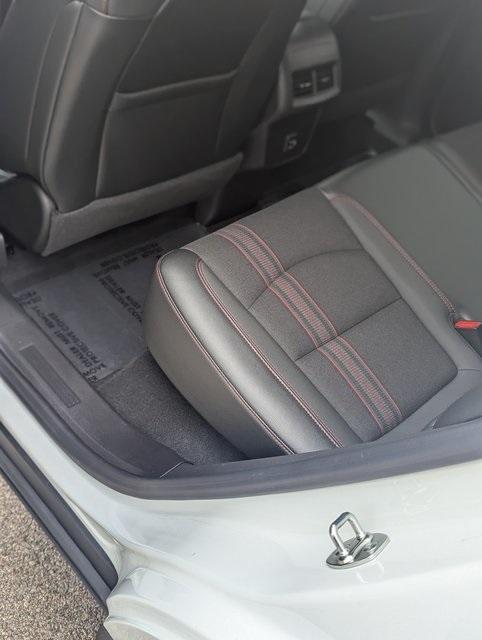 used 2024 Chevrolet Equinox car, priced at $28,394