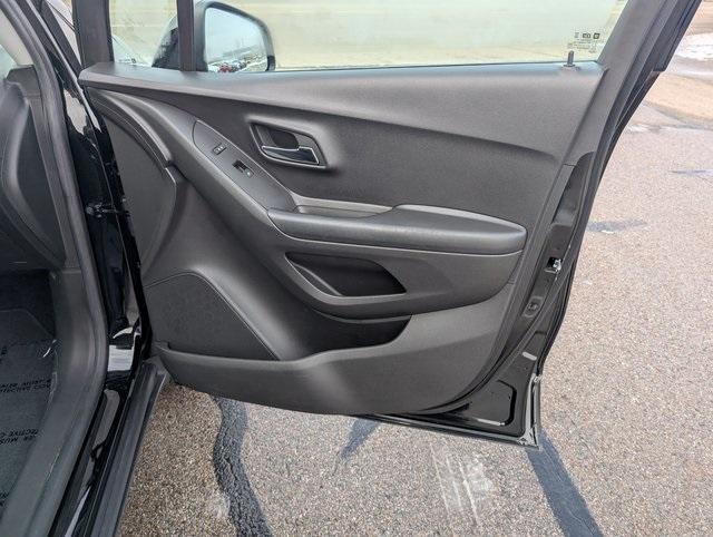 used 2022 Chevrolet Trax car, priced at $18,801