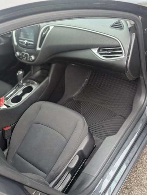 used 2018 Chevrolet Malibu car, priced at $12,031