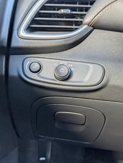 used 2022 Chevrolet Trax car, priced at $18,686