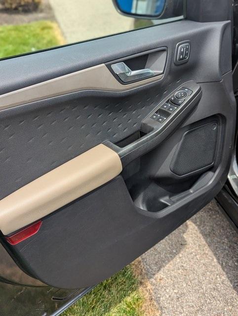 used 2020 Ford Escape car, priced at $16,241