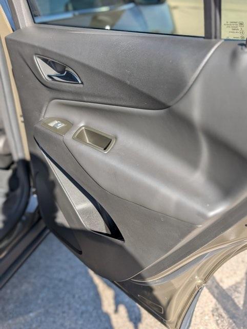 used 2023 Chevrolet Equinox car, priced at $23,234